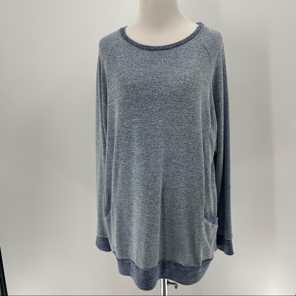 Gadewake Woman’s Long Sleeve Tunic